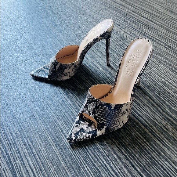 Femme La, Gianni Mule, Python - Picture 3 of 16